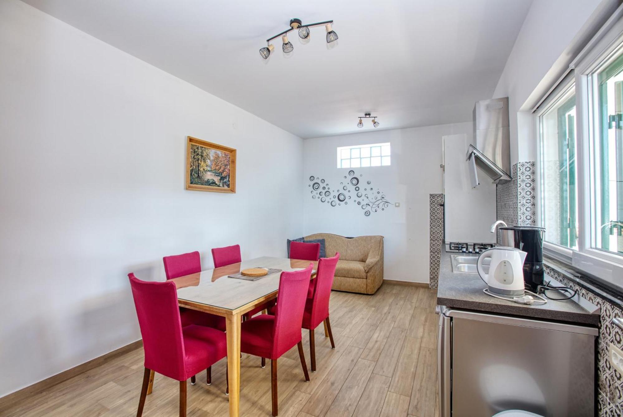 Family Friendly Seaside Apartments Brodarica, Sibenik - 4833 Brodarica  Room photo