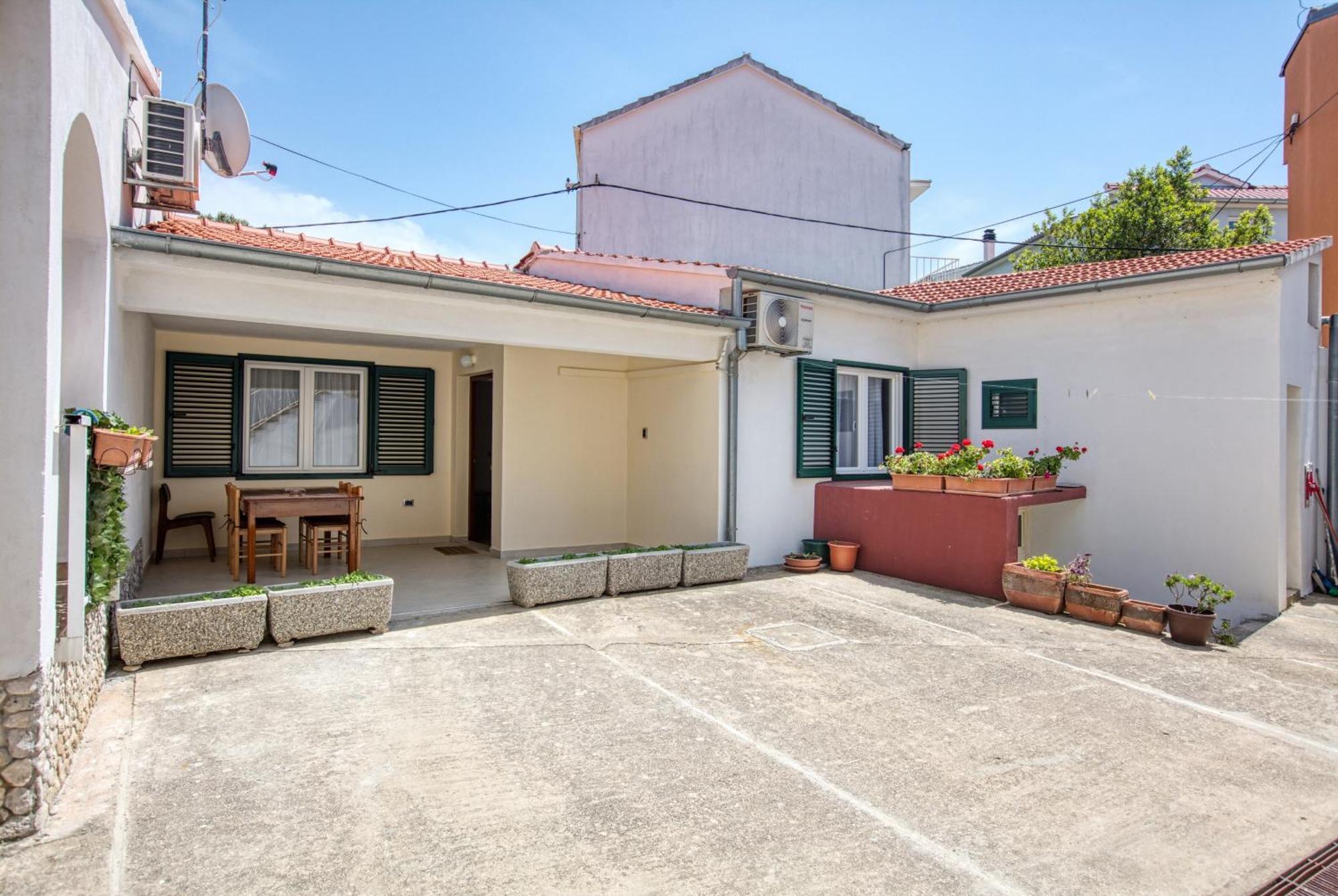 Family Friendly Seaside Apartments Brodarica, Sibenik - 4833 Brodarica  Exterior photo